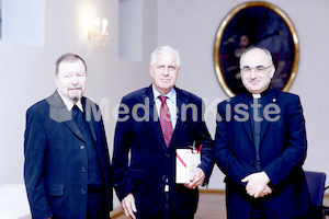 cBischofgratulation_ES_F._Neuhold-337