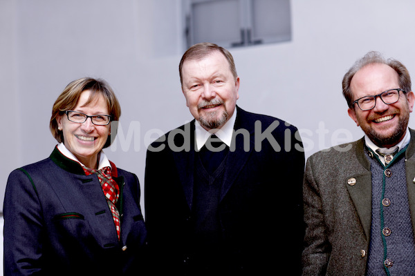 cBischofgratulation_ES_F._Neuhold-345