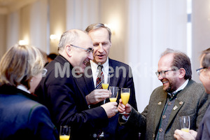cBischofgratulation_ES_F._Neuhold-377