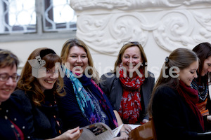 cBischofgratulation_ES_F._Neuhold-412