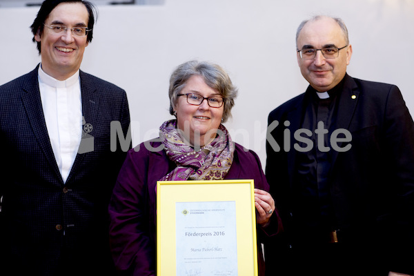 cBischofgratulation_ES_F._Neuhold-421