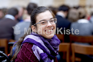 cBischofgratulation_ES_F._Neuhold-430