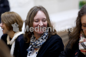 cBischofgratulation_ES_F._Neuhold-431
