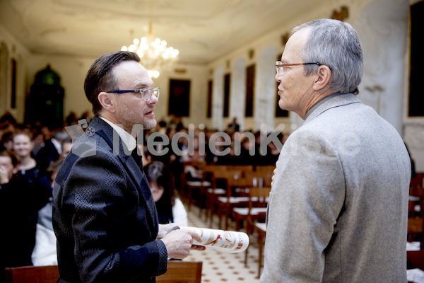 cBischofgratulation_ES_F._Neuhold-435