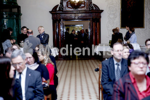 cBischofgratulation_ES_F._Neuhold-448