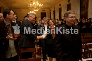 cBischofgratulation_ES_F._Neuhold-466