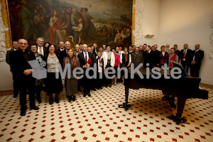cBischofgratulation_ES_F._Neuhold-473