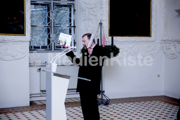 cBischofgratulation_ES_F._Neuhold-497