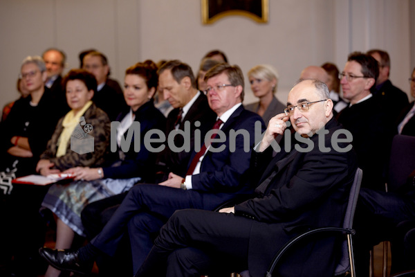 cBischofgratulation_ES_F._Neuhold-72