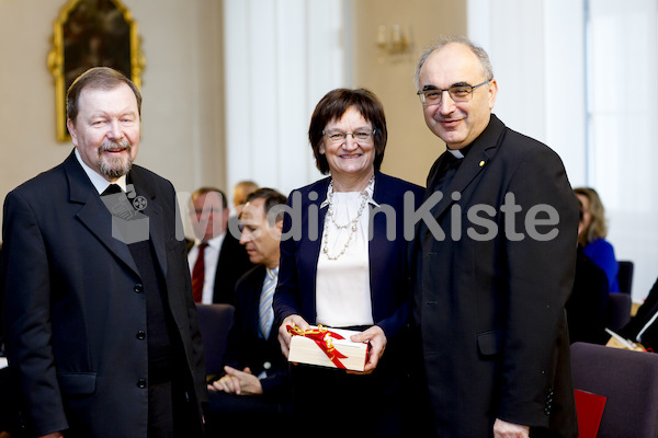 Ehrung_Bischofsgratulation_Foto_Gerd_Neuhold-111