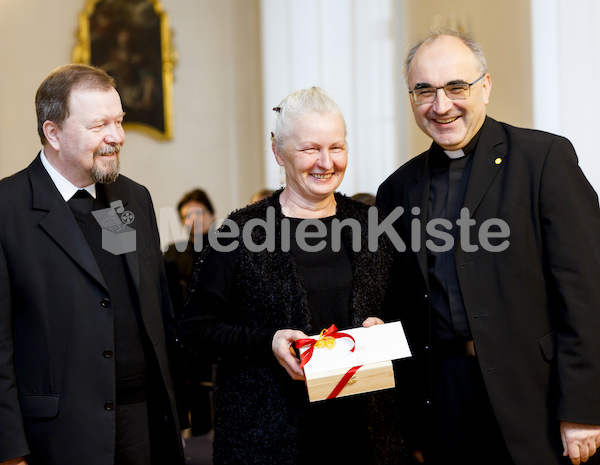 Ehrung_Bischofsgratulation_Foto_Gerd_Neuhold-63