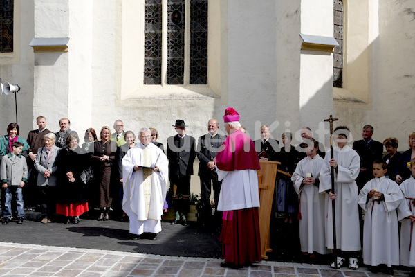 Foto Neuhold Altarweihe in St. Katharein a. d. Laming-9361