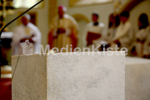Foto Neuhold Altarweihe in St. Katharein a. d. Laming-9411