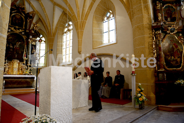 Foto Neuhold Altarweihe in St. Katharein a. d. Laming-9453