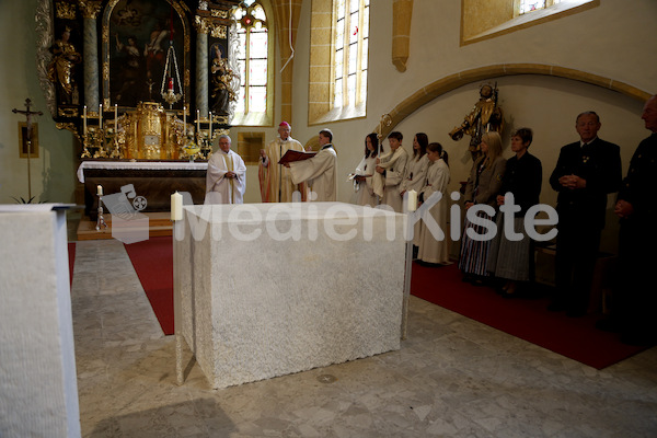 Foto Neuhold Altarweihe in St. Katharein a. d. Laming-9504
