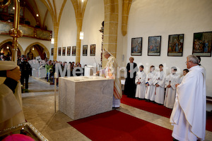 Foto Neuhold Altarweihe in St. Katharein a. d. Laming-9537