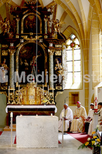 Foto Neuhold Altarweihe in St. Katharein a. d. Laming-9560