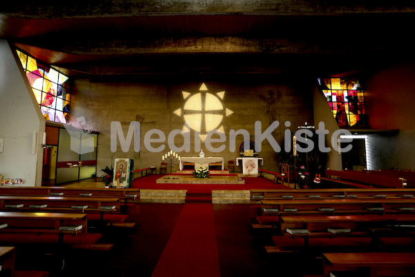Foto_Neuhold_50_Jahre_Pfarrkirche_Wagna-5842