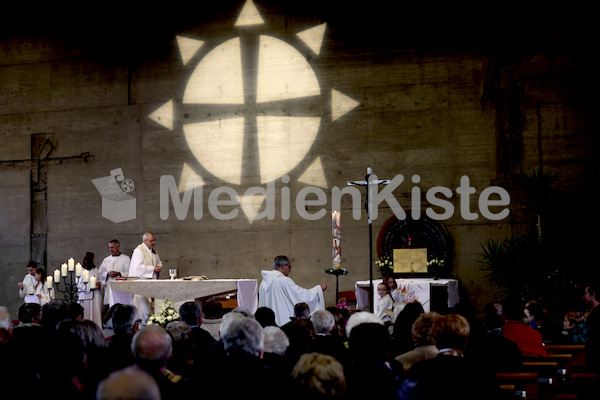 Foto_Neuhold_50_Jahre_Pfarrkirche_Wagna-6136