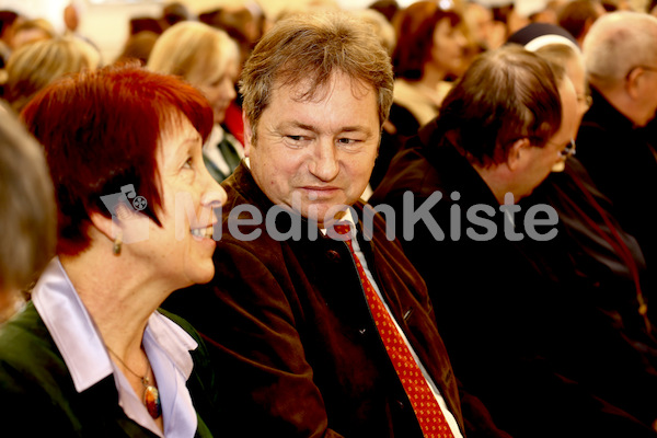 Foto_Neuhold_Bischofgratulation_2014-9747