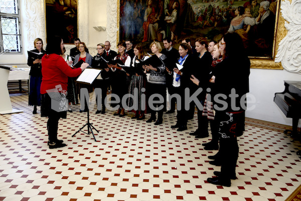 Foto_Neuhold_Bischofgratulation_2014-9764