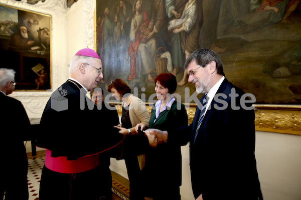 Foto_Neuhold_Bischofgratulation_2014-9869