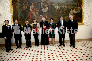 Foto_Neuhold_Bischofgratulation_2014-9874