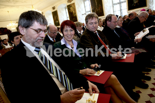 Foto_Neuhold_Bischofgratulation_2014-9876