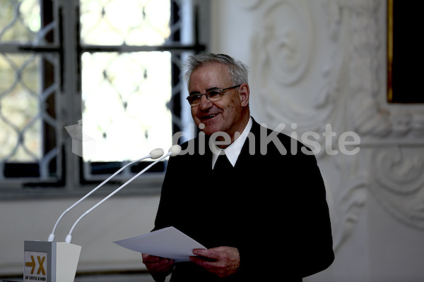 Foto_Neuhold_Bischofgratulation_2014-9884