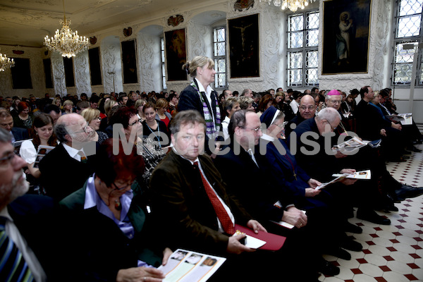 Foto_Neuhold_Bischofgratulation_2014-9890