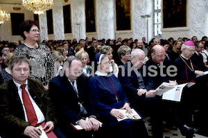 Foto_Neuhold_Bischofgratulation_2014-9899