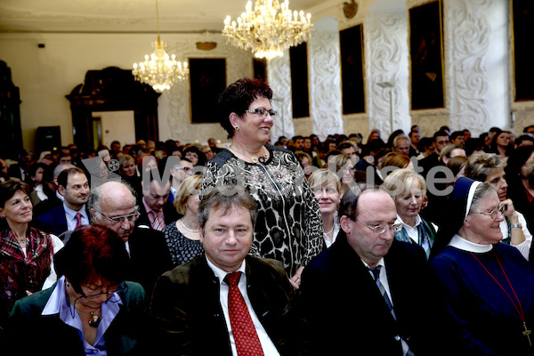 Foto_Neuhold_Bischofgratulation_2014-9900