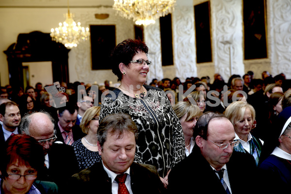 Foto_Neuhold_Bischofgratulation_2014-9901