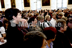 Foto_Neuhold_Bischofgratulation_2014-9904