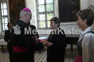 Foto_Neuhold_Bischofgratulation_2014-9915
