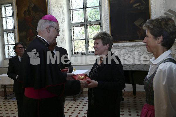 Foto_Neuhold_Bischofgratulation_2014-9915