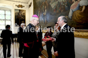 Foto_Neuhold_Bischofgratulation_2014-9929
