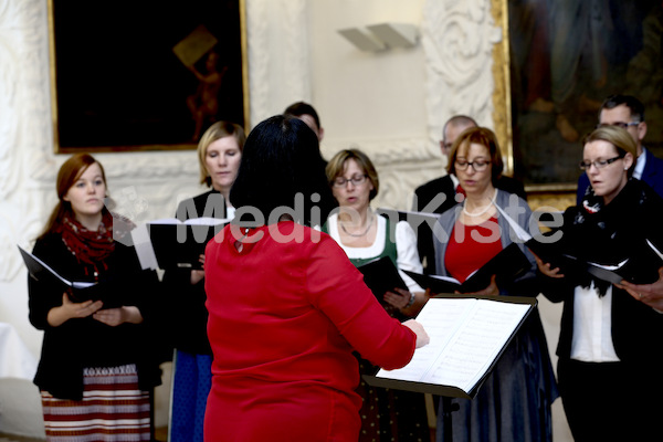 Foto_Neuhold_Bischofgratulation_2014-9938