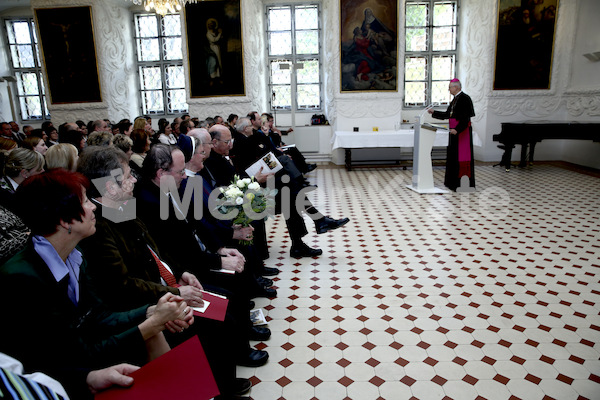 Foto_Neuhold_Bischofgratulation_2014-9966