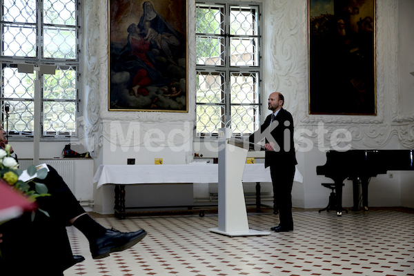 Foto_Neuhold_Bischofgratulation_2014-9970