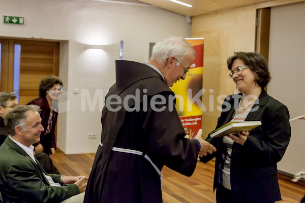 Friedensymposium Buchpraesentation Pax-9069