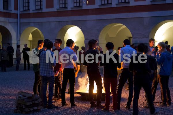 Gebet um geistliche Berufungen-5405