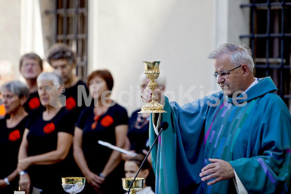 Hl. Messe Eucharistie-1004