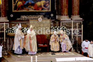 Hl. Messe Inauguration Feier EB Lackner (384)