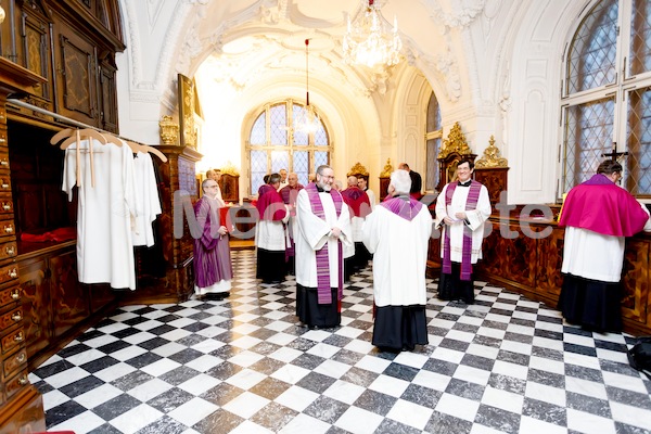 Kanoniker_Trstenjak_Oberndorfer_Kowald_feierliche_Aufnahme__F.Neuhold-4633