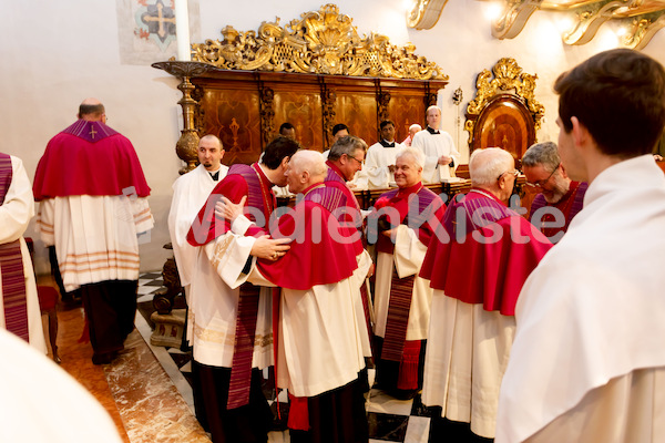 Kanoniker_Trstenjak_Oberndorfer_Kowald_feierliche_Aufnahme__F.Neuhold-4725