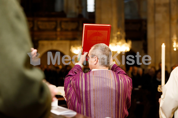 Kanoniker_Trstenjak_Oberndorfer_Kowald_feierliche_Aufnahme__F.Neuhold-4748