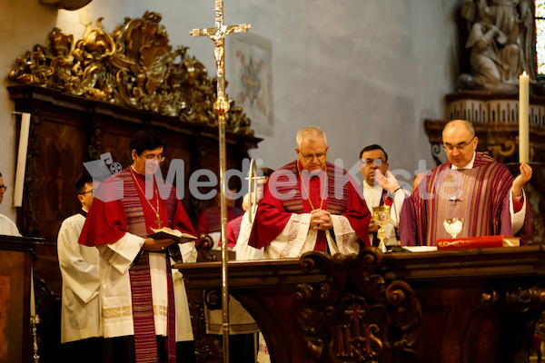 Kanoniker_Trstenjak_Oberndorfer_Kowald_feierliche_Aufnahme__F.Neuhold-4782