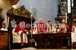 Kanoniker_Trstenjak_Oberndorfer_Kowald_feierliche_Aufnahme__F.Neuhold-4784