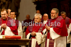 Kanoniker_Trstenjak_Oberndorfer_Kowald_feierliche_Aufnahme__F.Neuhold-4795